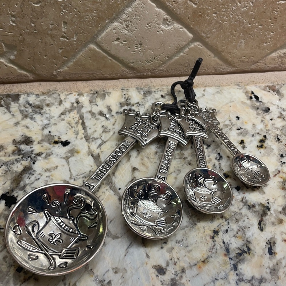 Queen of the Kitchen teaspoon set